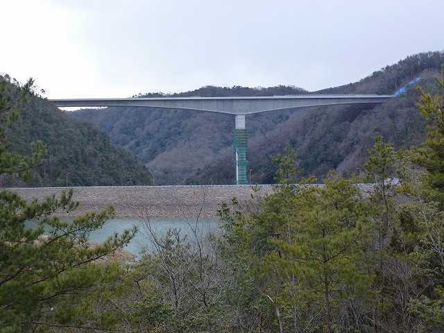 た川下川橋は95mtrPier 300mtrSpan Open2013.jpg
