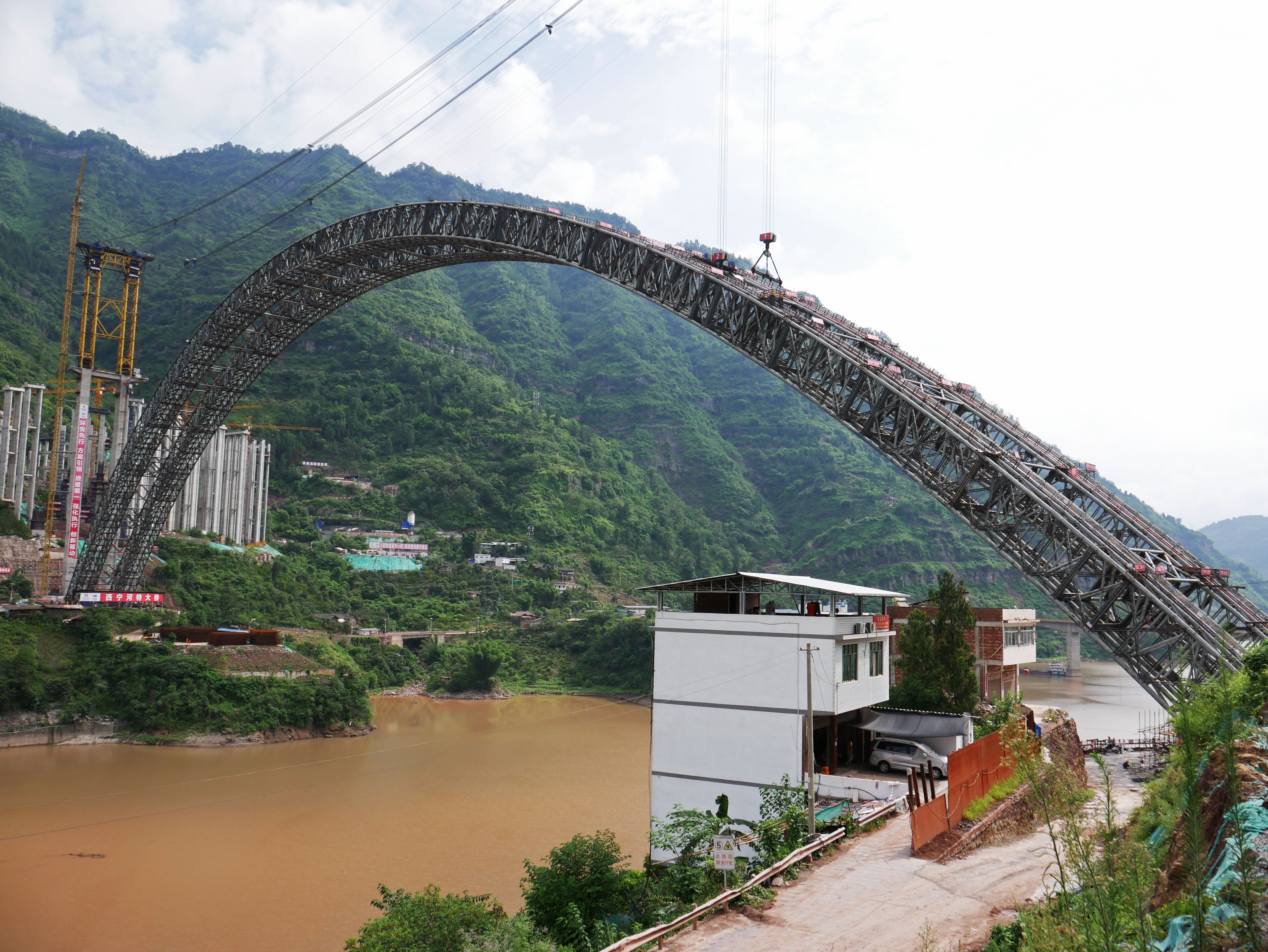 Xi'ninghe Truss Completed.JPG