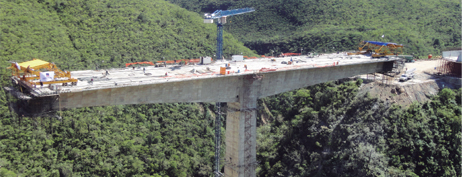 Puente Horganal Autopista Mitla-Tehuantepec.jpg