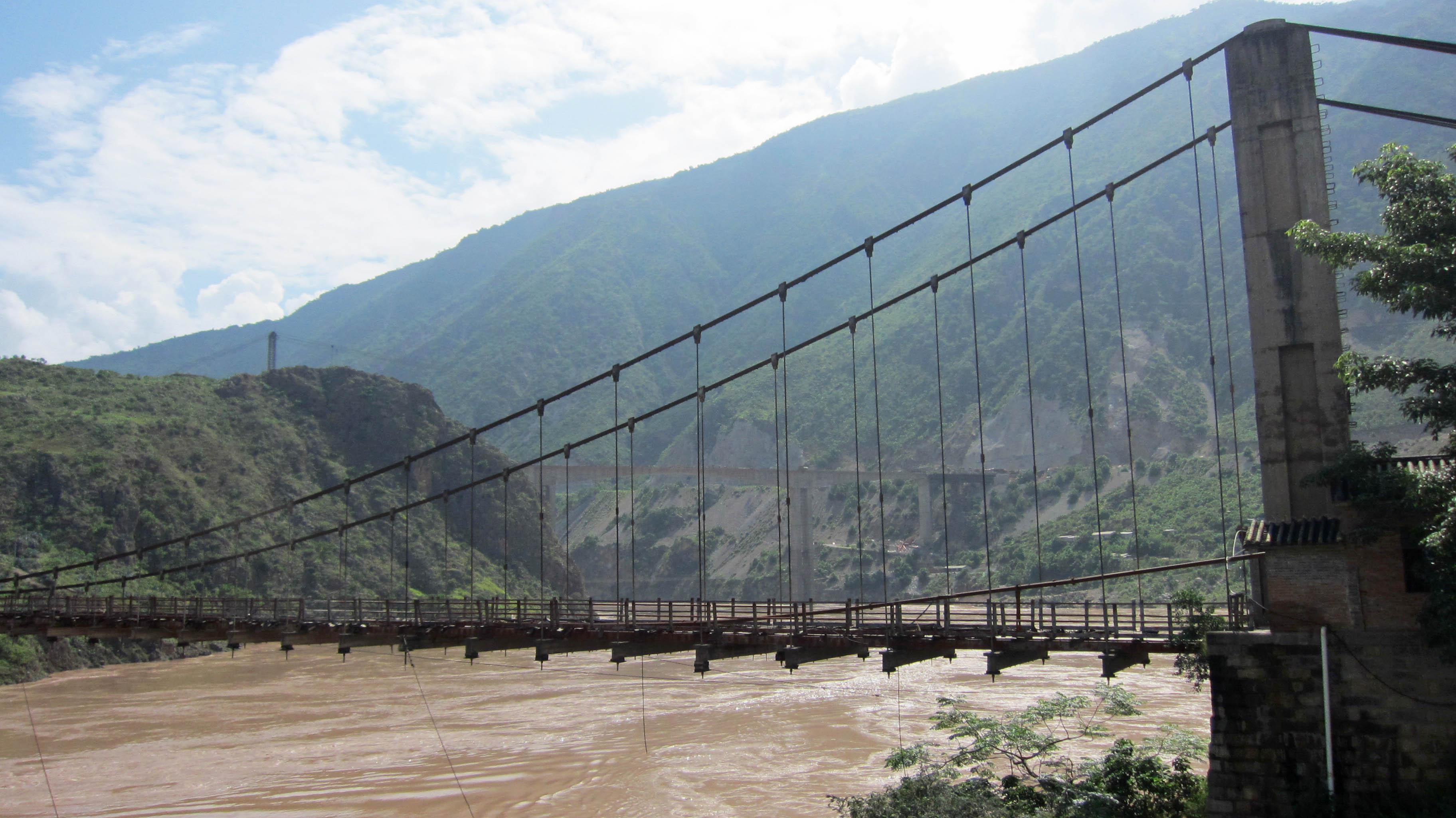 Jinjiang Bridge suspension and beam.jpg