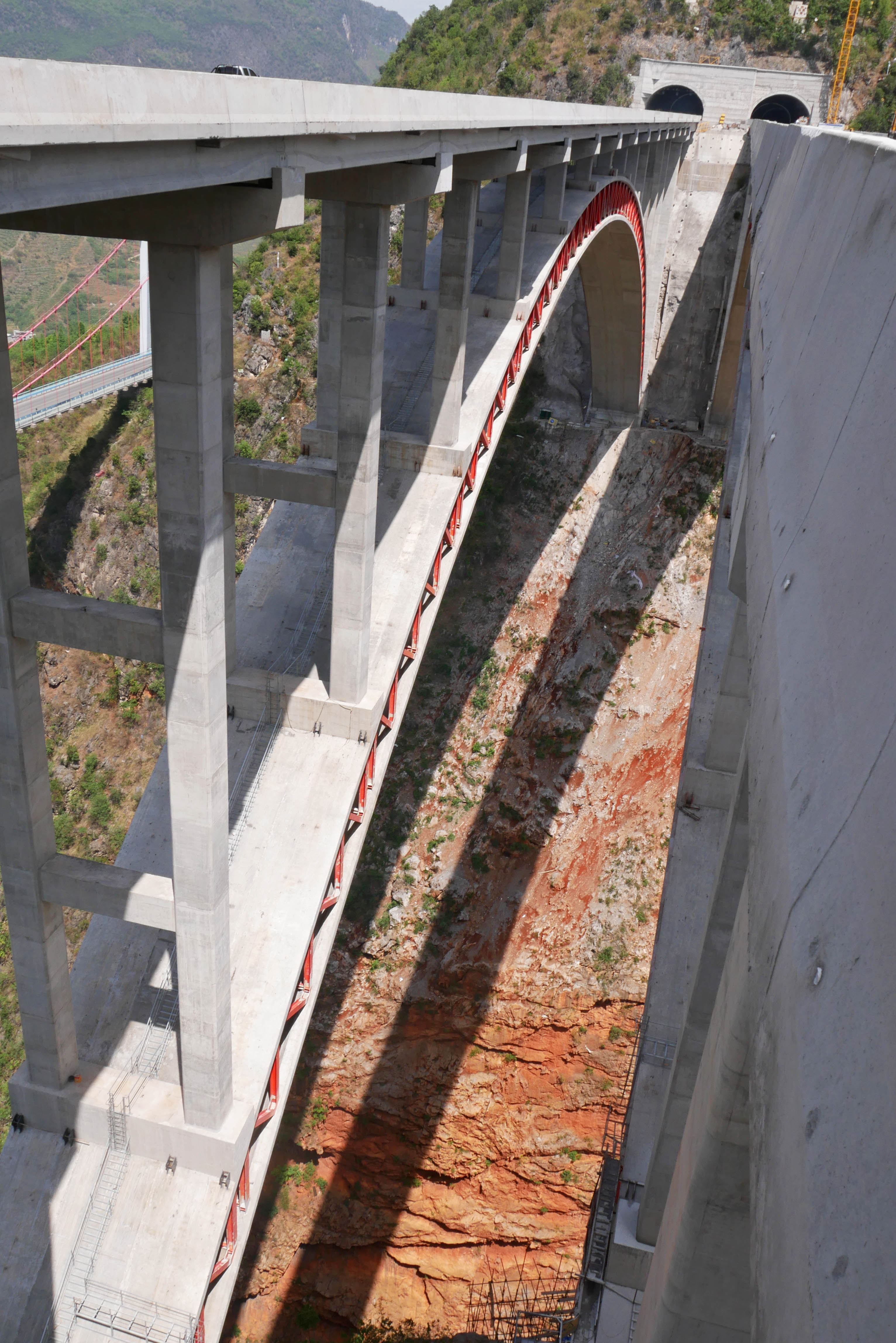 WumengshanDualArchSpans.JPG