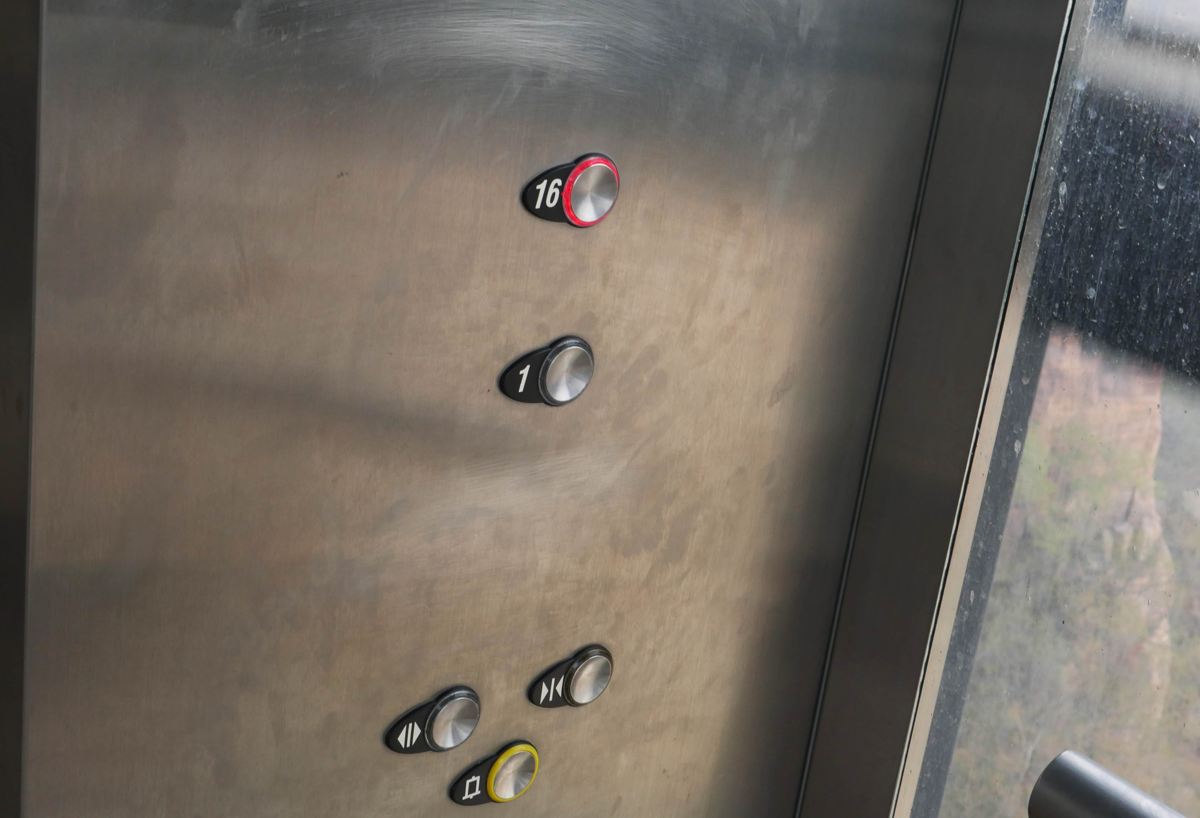 EastTaihangRedrockMountainElevator16Floor.JPG