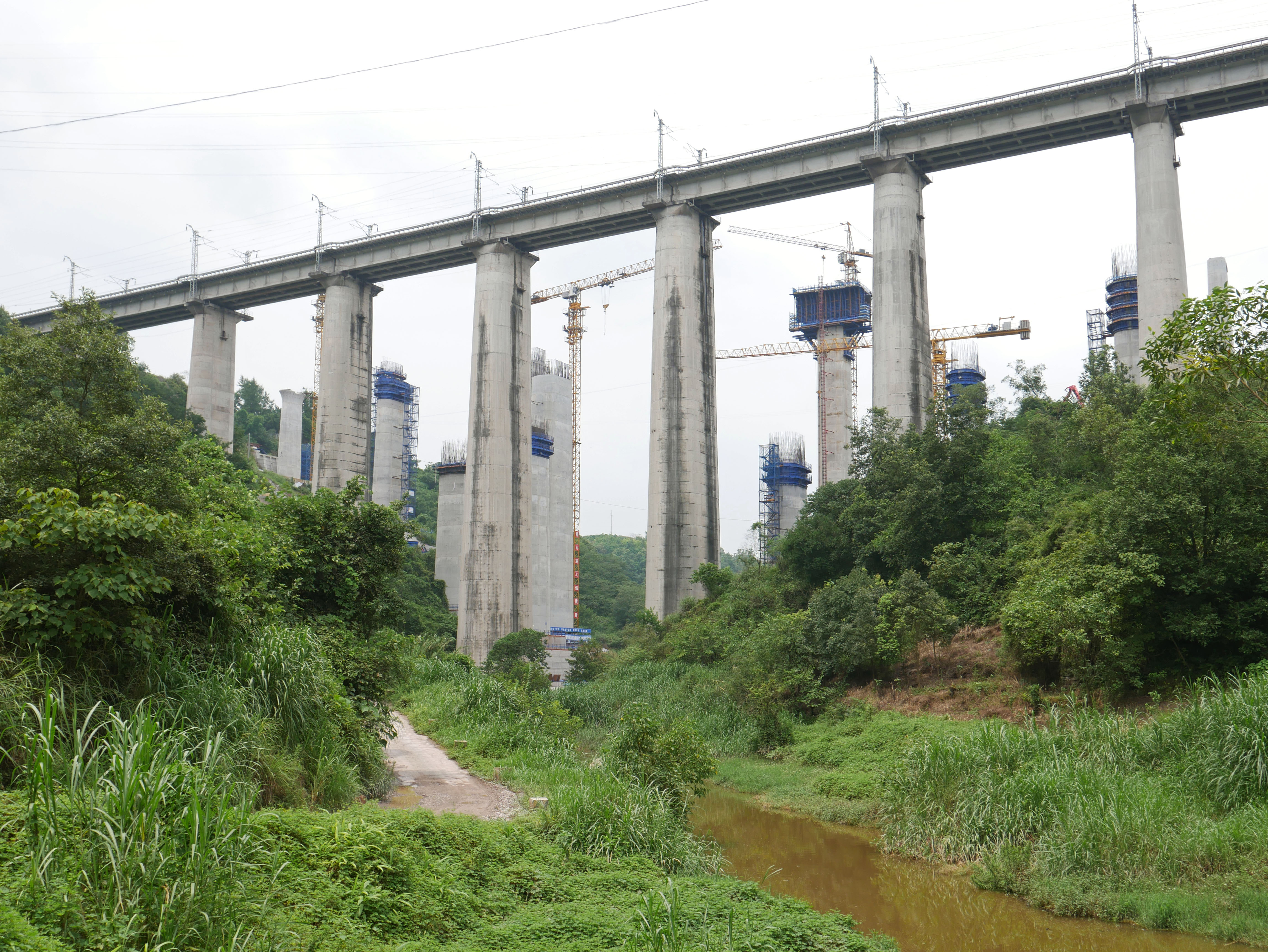 Daqinggou RailwayBridges.JPG