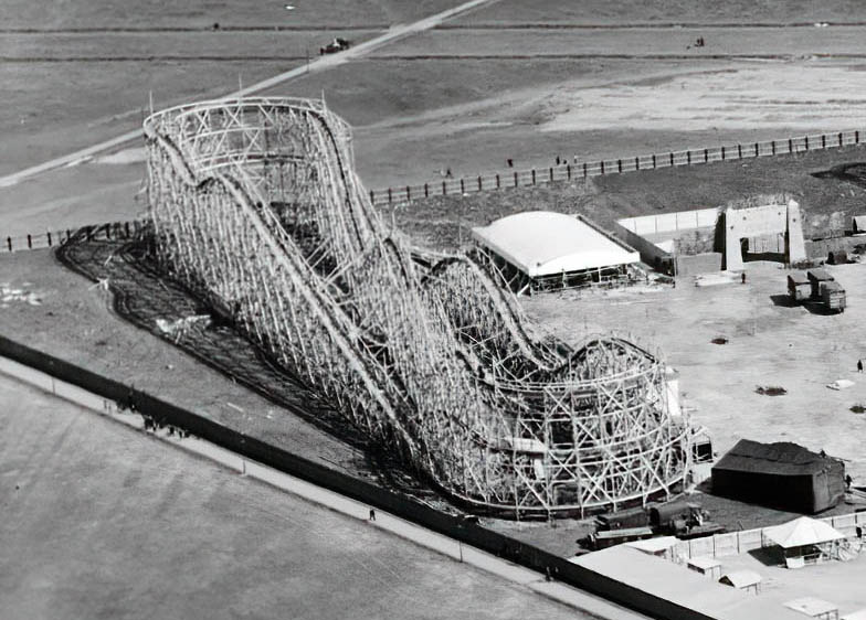 Himalayan Railway1929Northeast Coast Exhibition Amusement Park, Newcastle Upon Tyne, UK Close copy.jpg