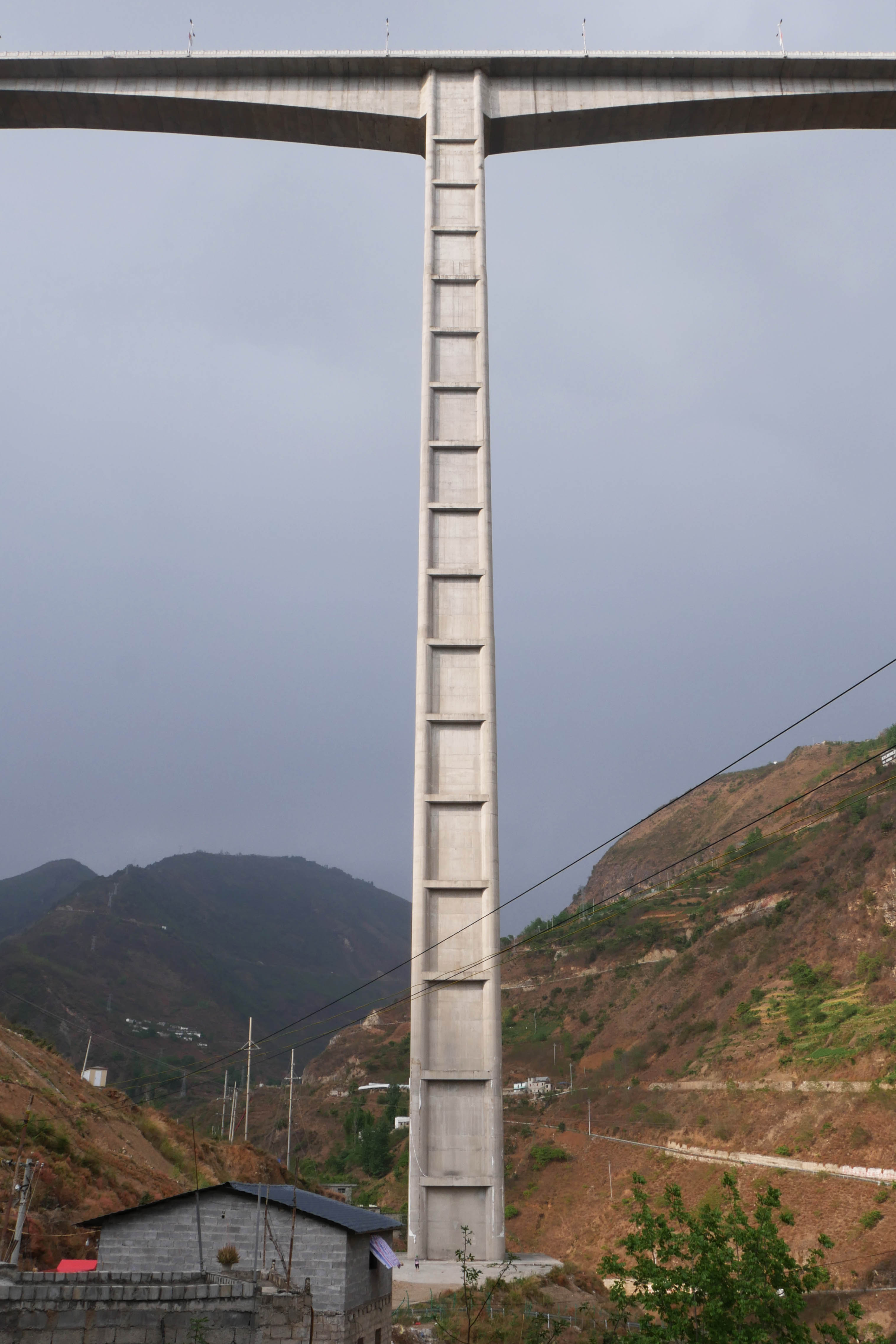 Sanxia LianxinPierSide.JPG