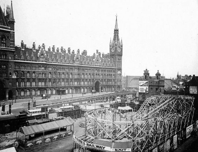 Kings Cross Station, London) copy.jpg