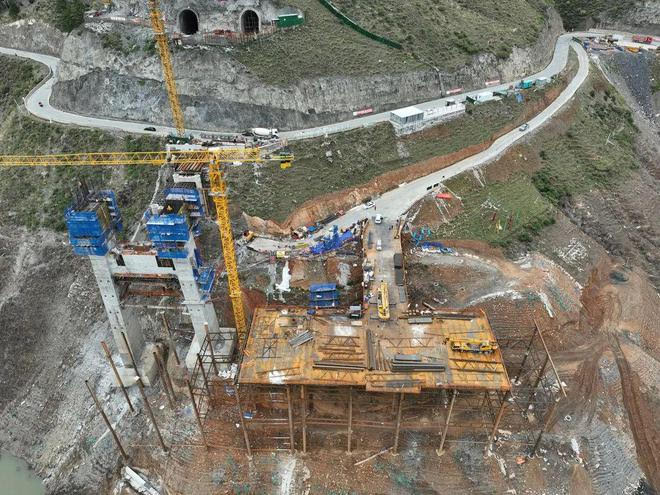 Pubarong YalongConst.jpg