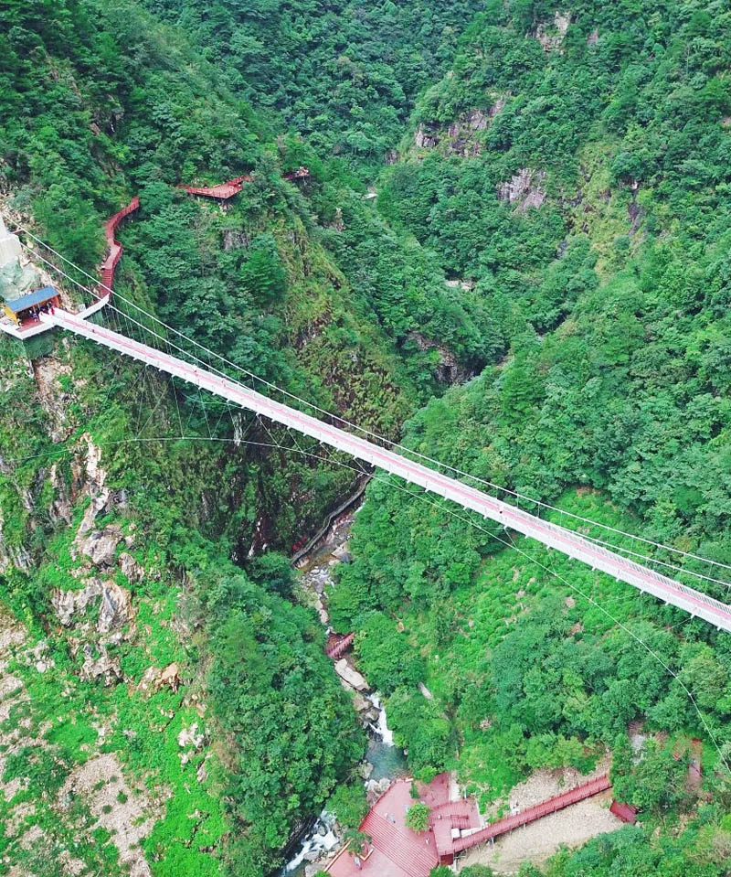 Taihuyuan Glass FootbridgeHighDrone.jpg