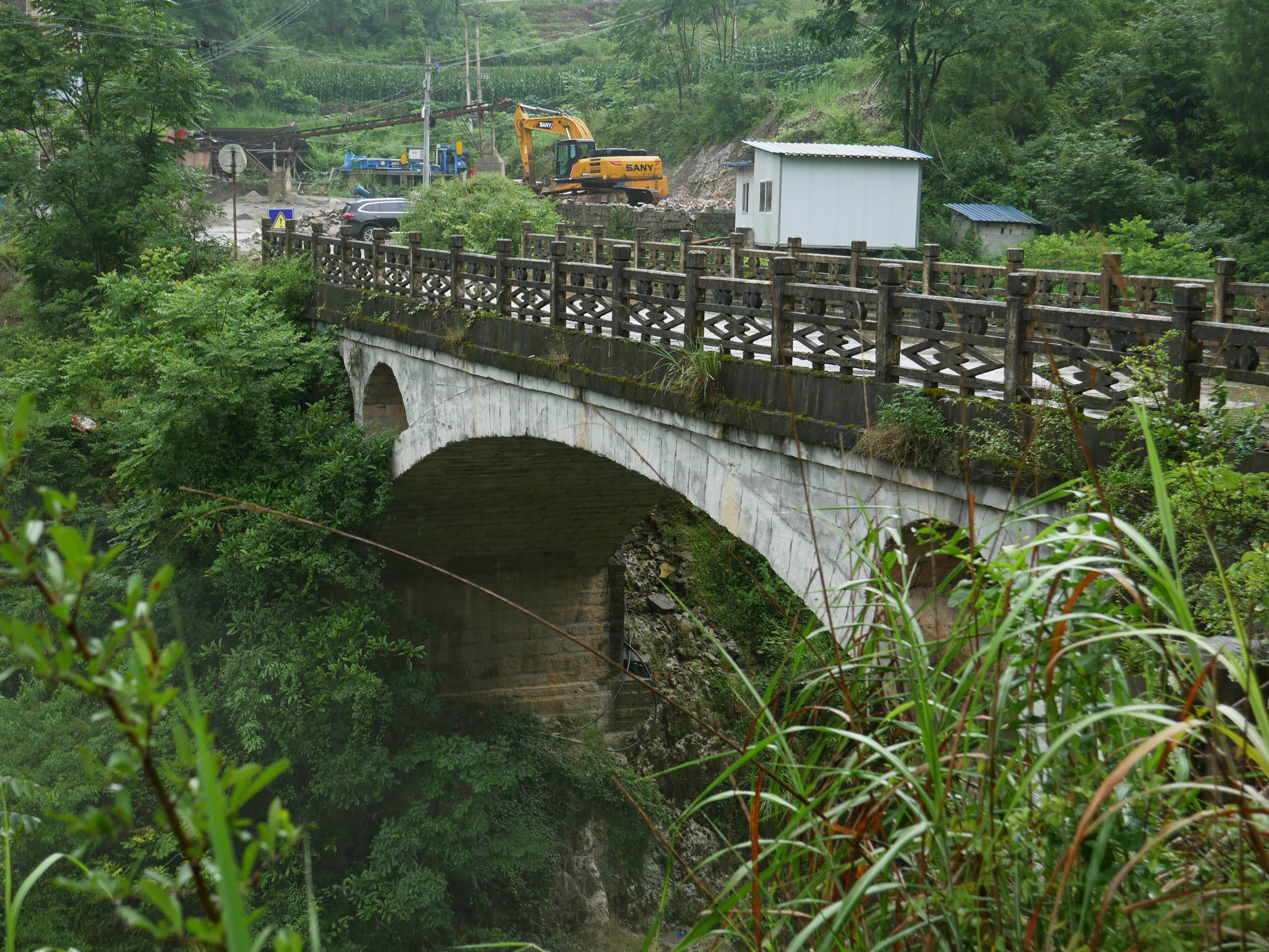 Fenshuihe OldArchRiver.JPG