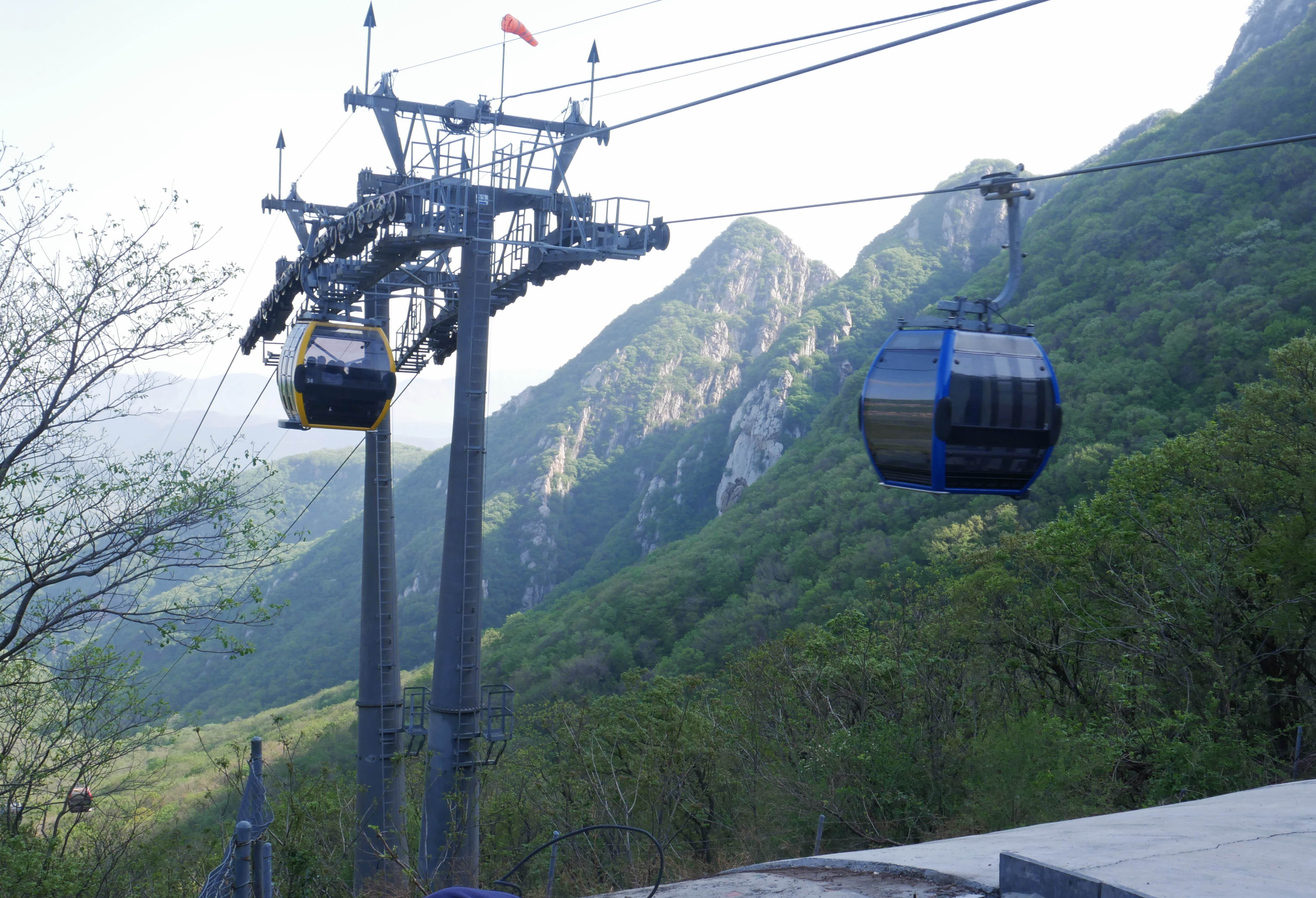 SongshanRopeway.JPG