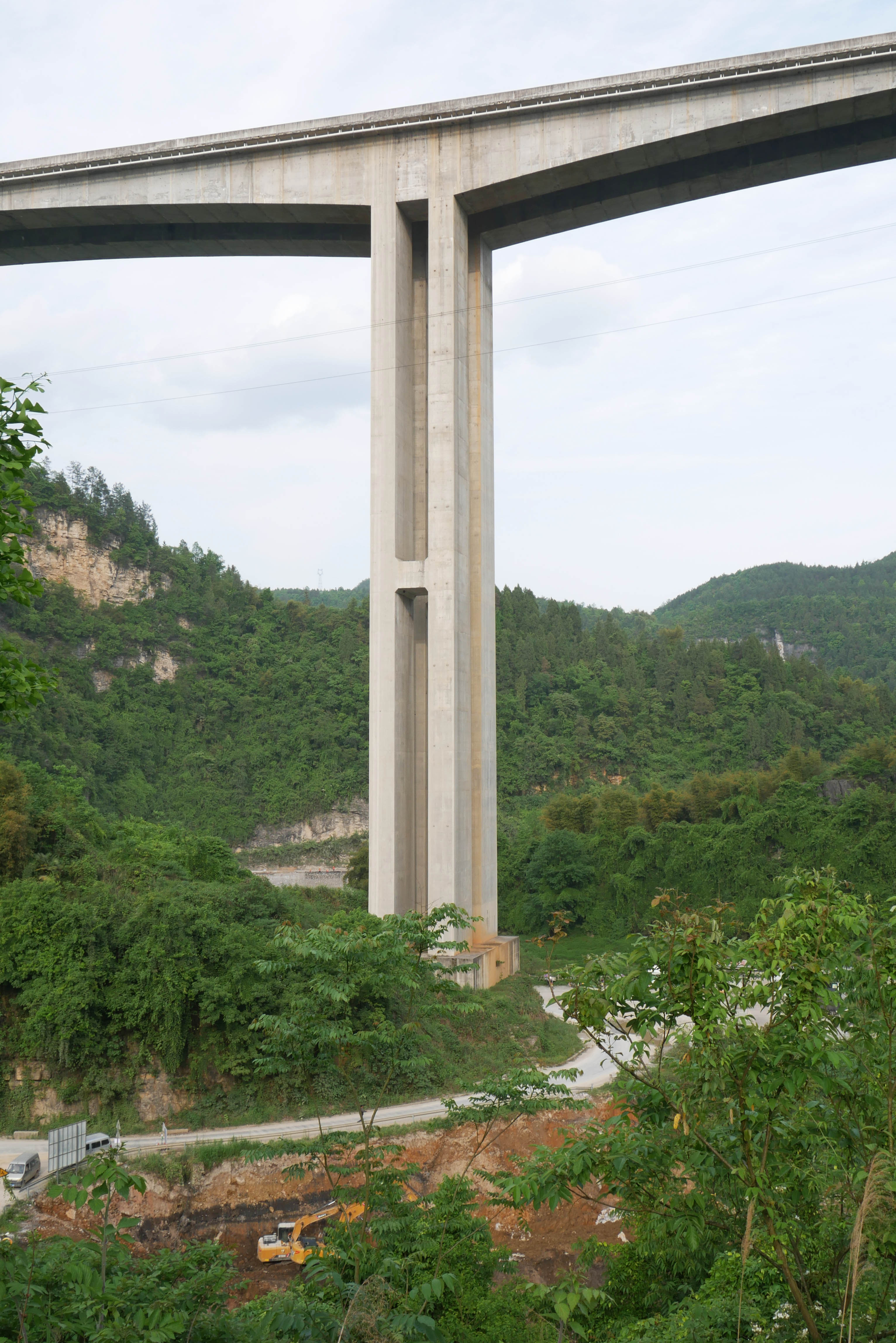 LiangxiheBeamPier.JPG