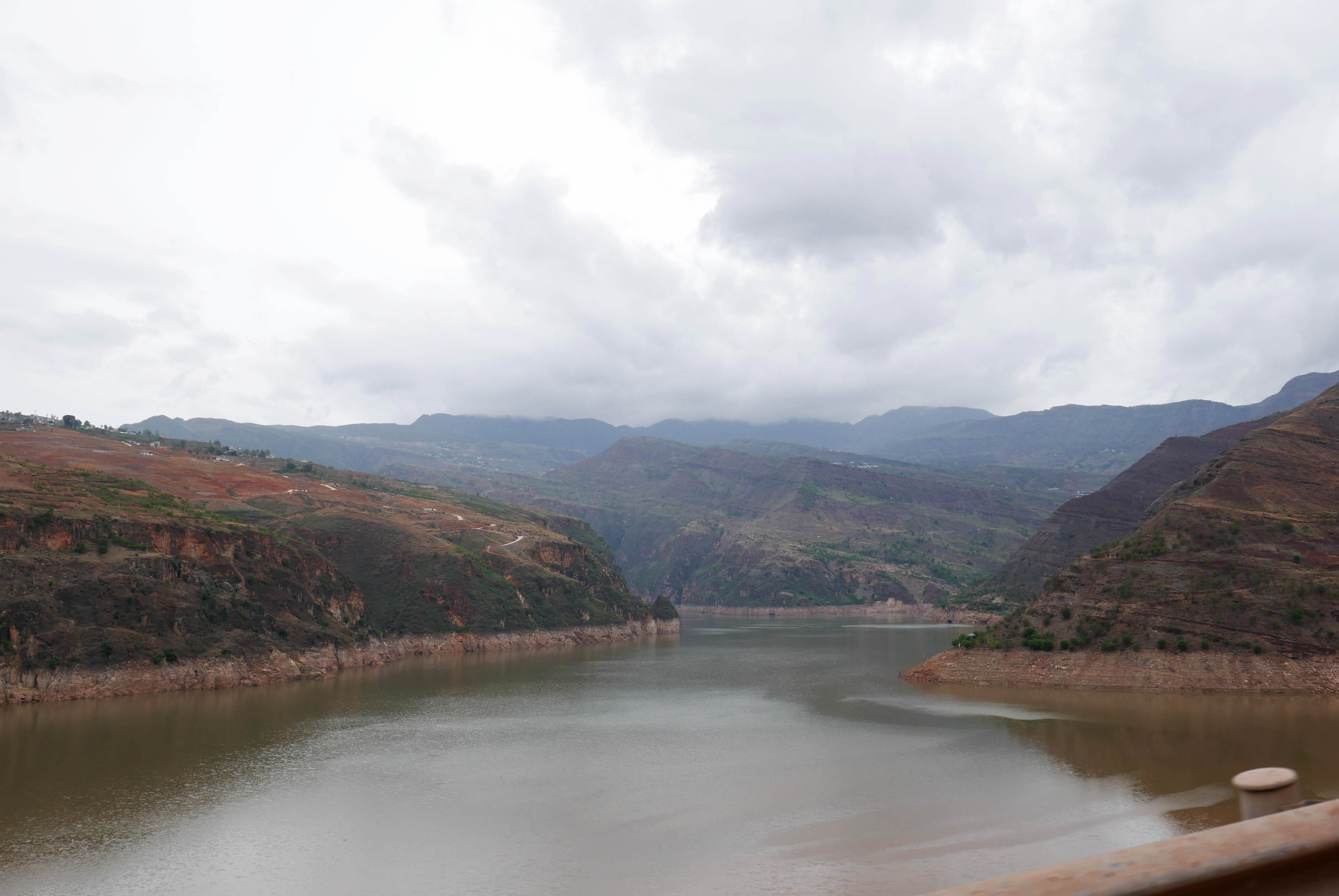 Jinshajiang WudongdeCloudy.JPG