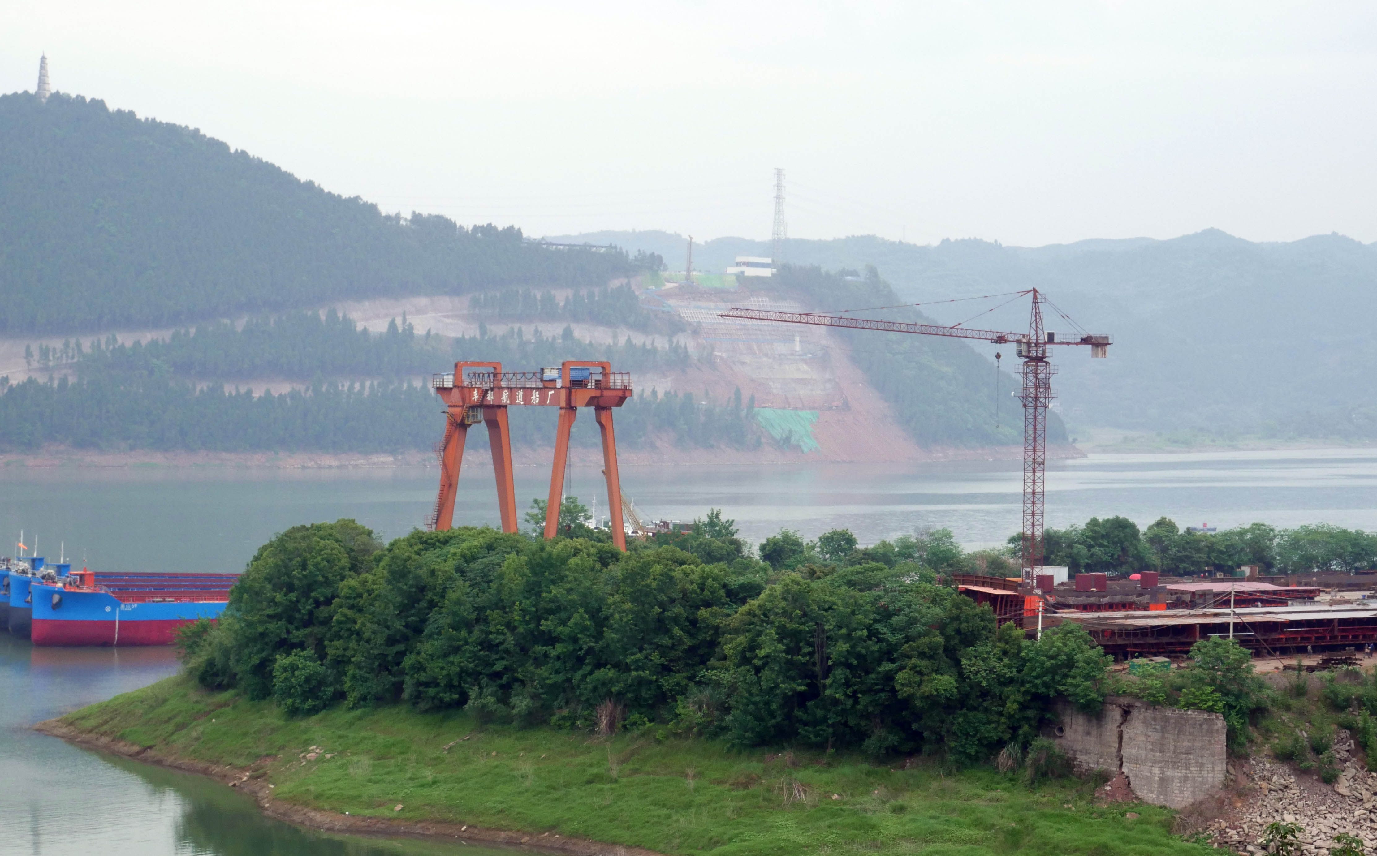 Fengdu Xingyi Yangtze WestShore.JPG