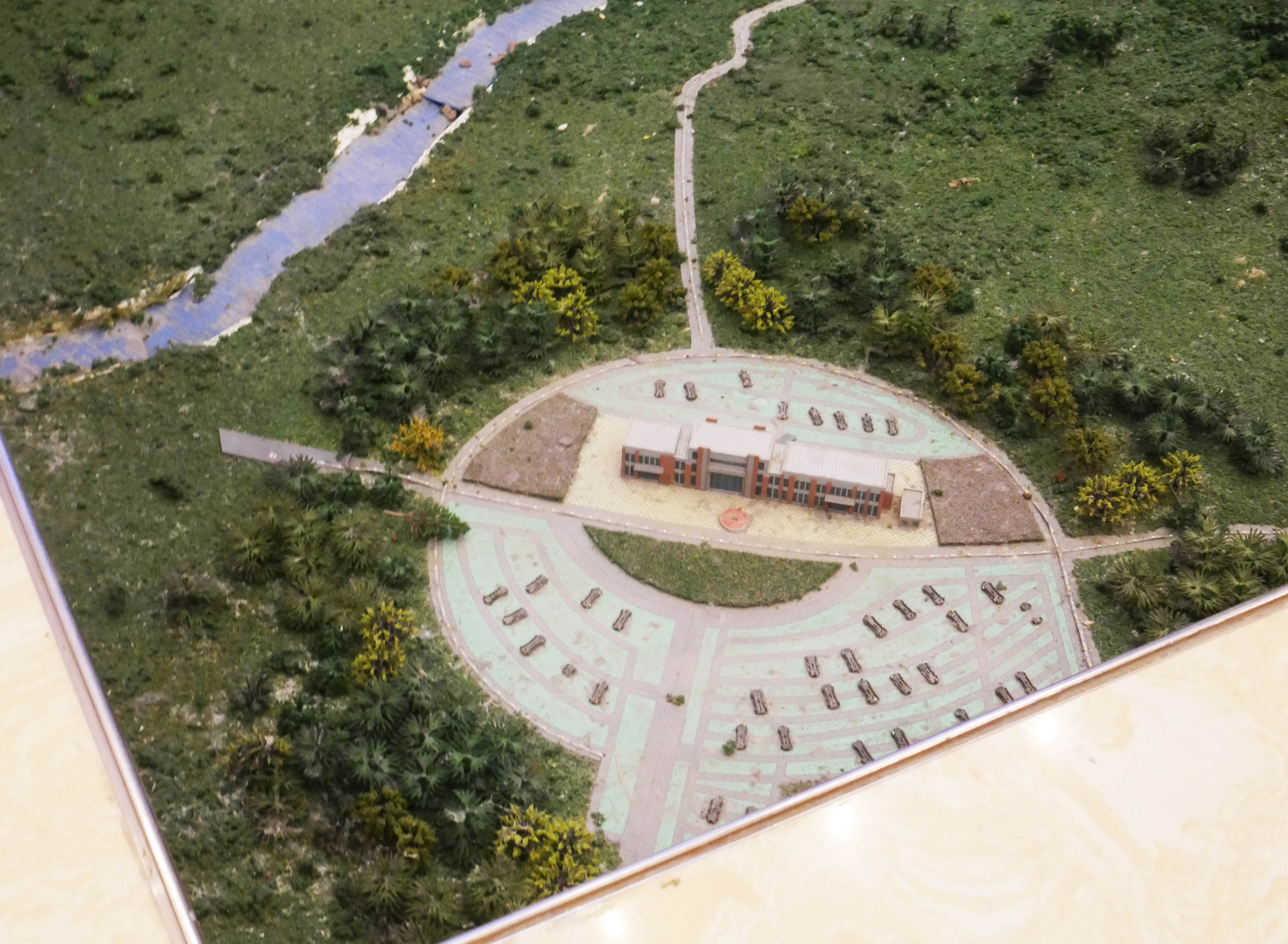 Baligou ScenicElevatorModel.JPG