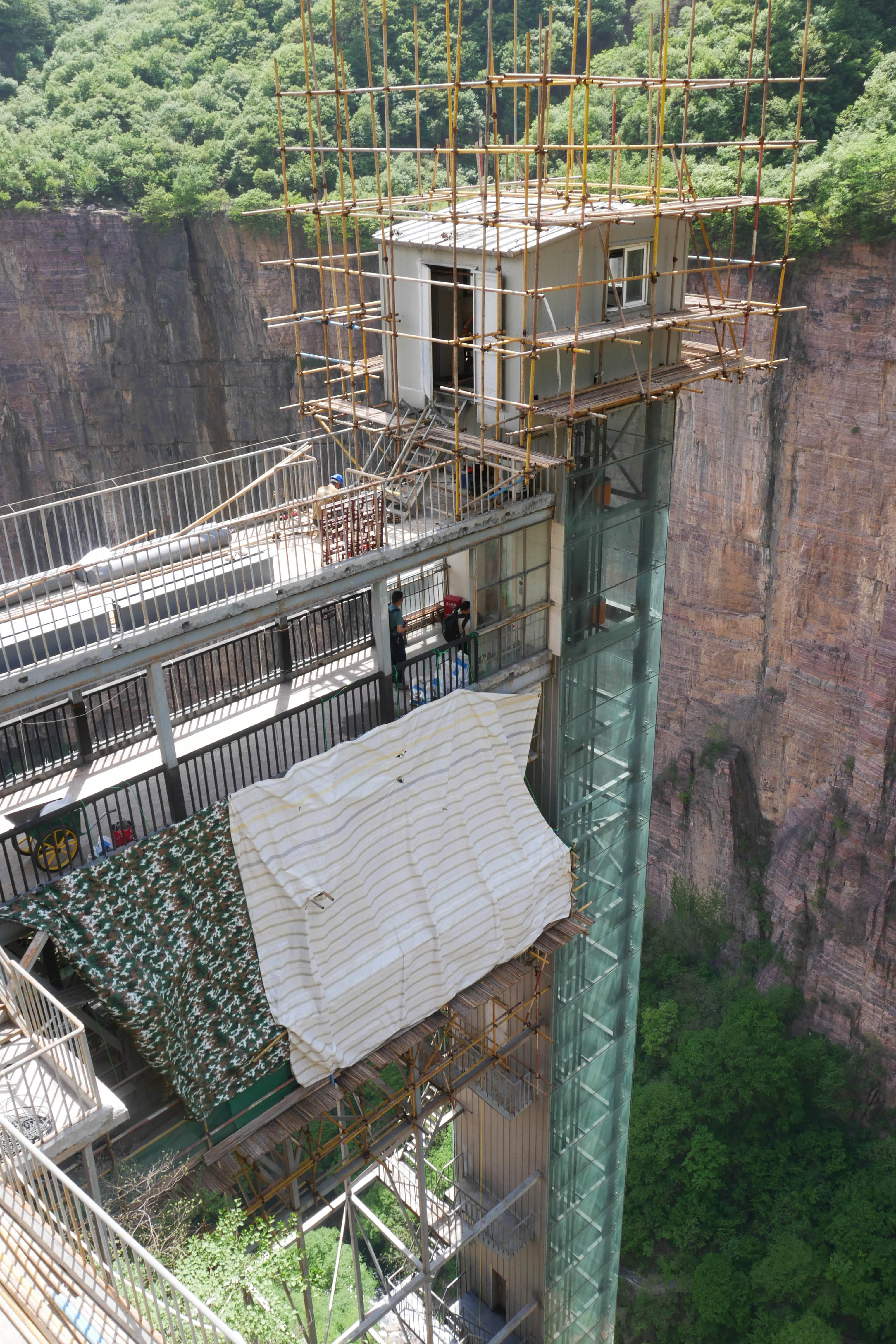 Baligou ScenicElevatorSmallTopView.JPG